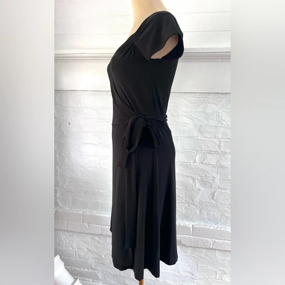Norma Kamali Wrap Dress Cap Sleeve Sweetheart Neckline Knee Length Size M US 6 - Picture 6 of 12